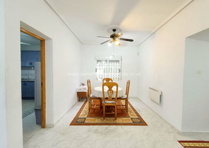 3 soveværelse Finca/Landehus til salg i Albatera med swimmingpool garage - € 259.950 (Ref: 9571681)