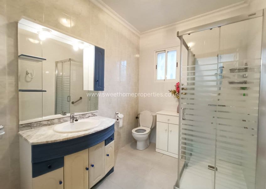 3 soveværelse Finca/Landehus til salg i Albatera med swimmingpool garage - € 259.950 (Ref: 9571681)