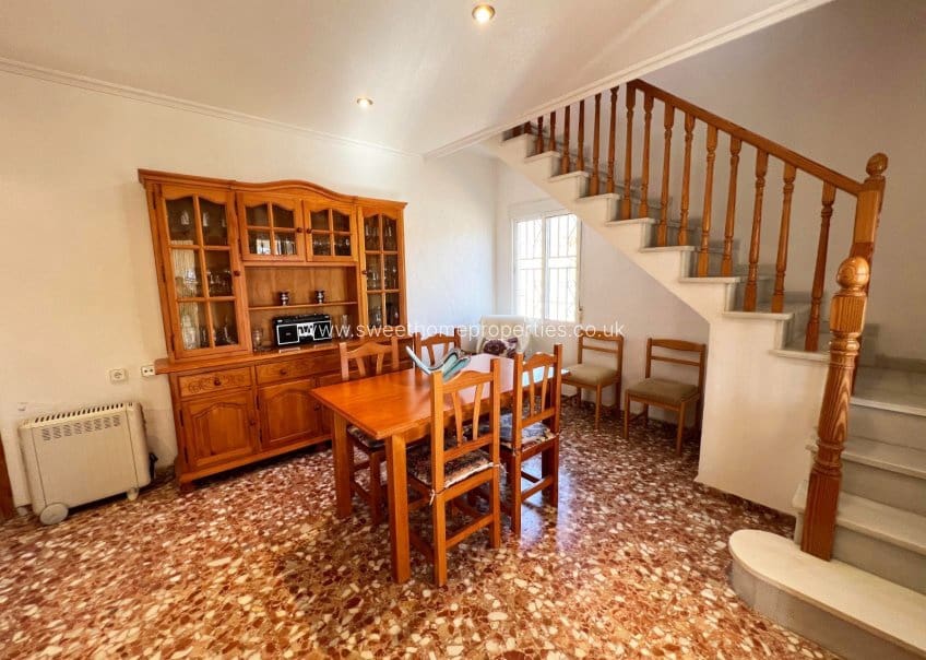 6 soveværelse Finca/Landehus til salg i Hondon de los Frailes med swimmingpool garage - € 280.000 (Ref: 9571682)