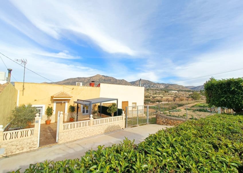 3 sovrum Finca/Hus på landet till salu i Barinas med garage - 150 000 € (Ref: 9571684)