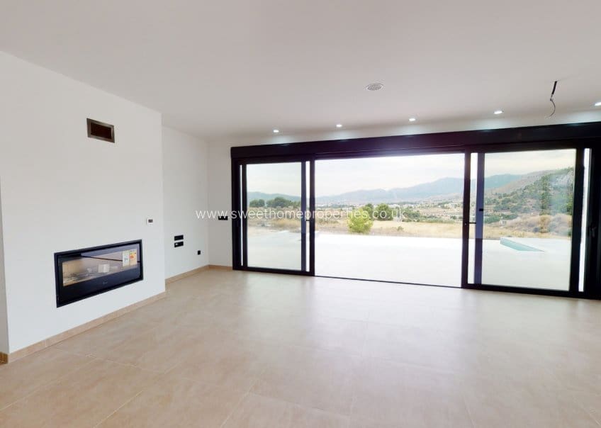 4 soveværelse Finca/Landehus til salg i Aspe med swimmingpool garage - € 465.000 (Ref: 9571686)