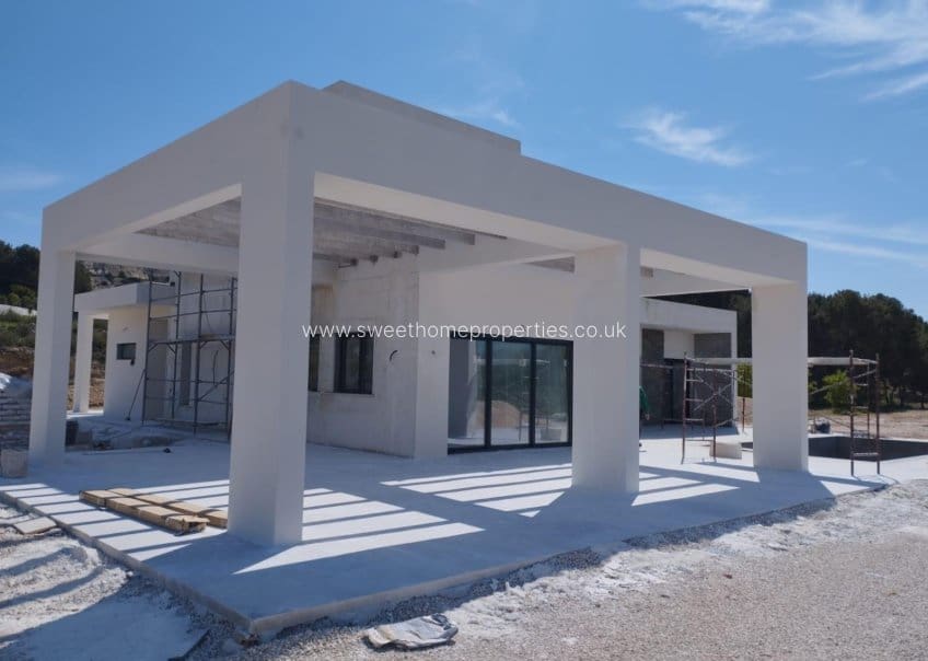 4 soveværelse Finca/Landehus til salg i Aspe med swimmingpool garage - € 465.000 (Ref: 9571686)