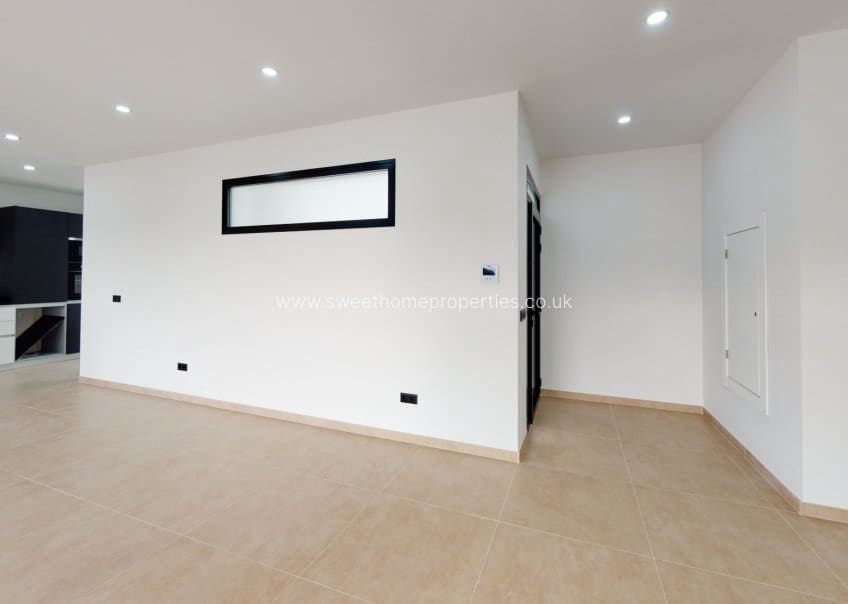 4 soveværelse Finca/Landehus til salg i Aspe med swimmingpool garage - € 465.000 (Ref: 9571686)