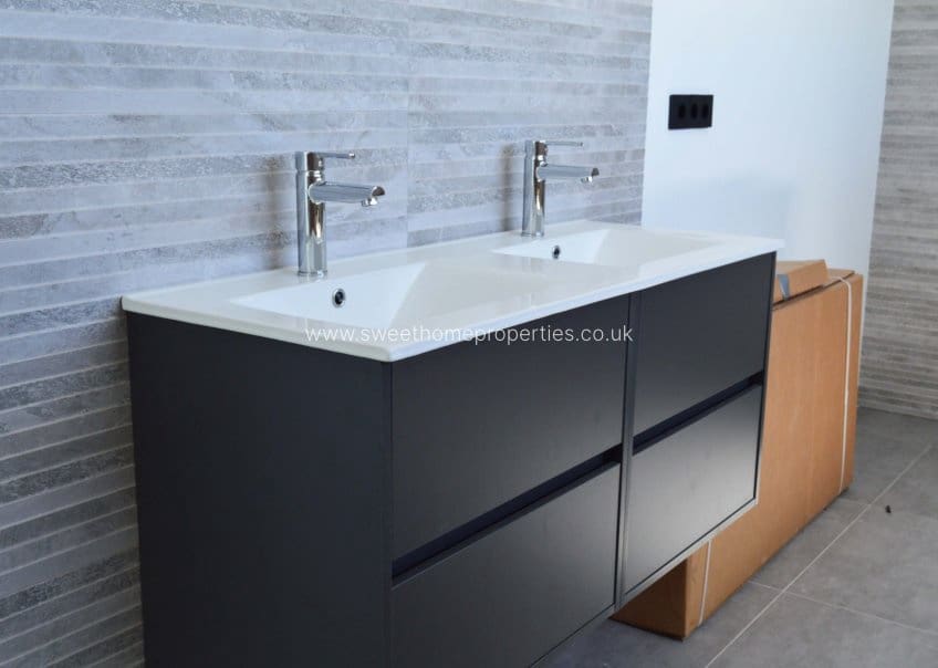 4 soveværelse Finca/Landehus til salg i Aspe med swimmingpool garage - € 465.000 (Ref: 9571686)