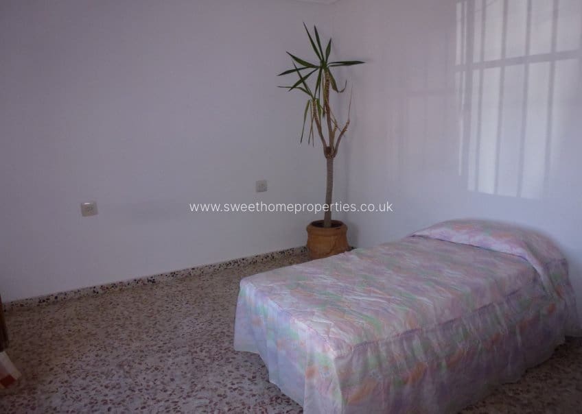 3 camera da letto Casa Grotta in vendita in La Canalosa con garage - 139.995 € (Rif: 9571688)