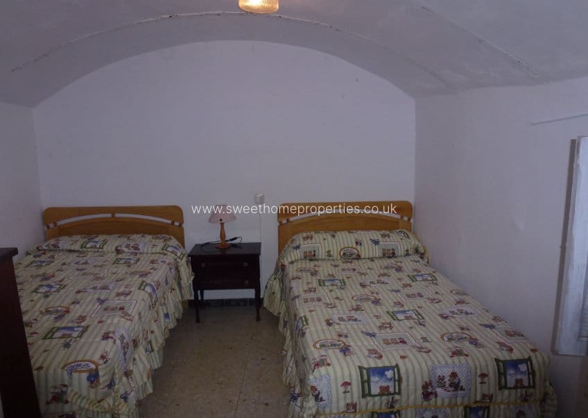 3 camera da letto Casa Grotta in vendita in La Canalosa con garage - 139.995 € (Rif: 9571688)
