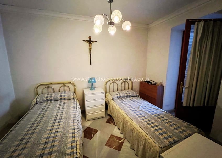 9 sypialnia Dom na sprzedaż w Aspe - 500 000 € (Ref: 9571689)