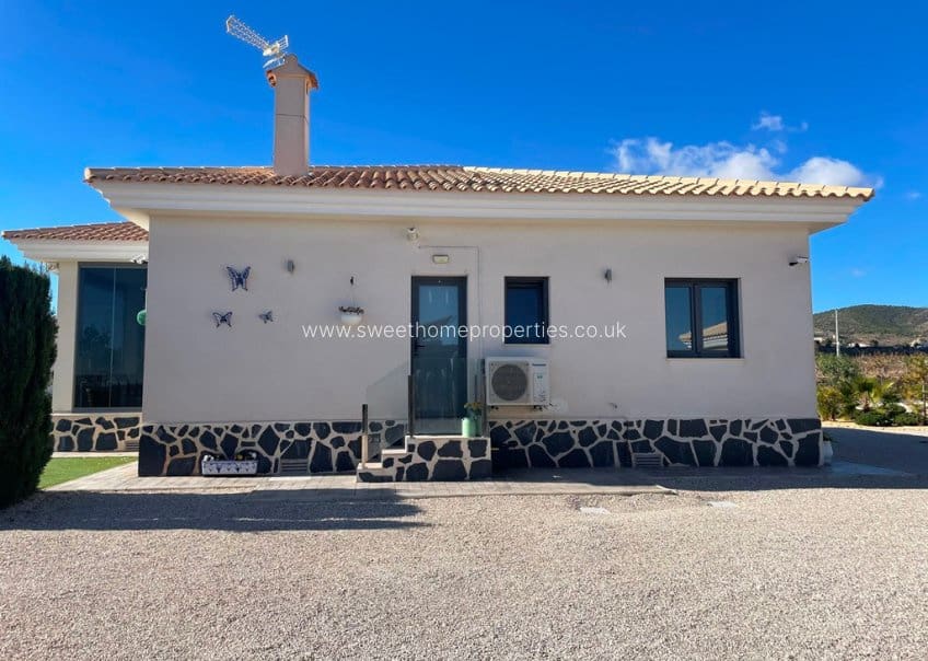 Finca/Casa Rural de 3 habitaciones en Pinoso en venta - 332.000 € (Ref: 9571692)