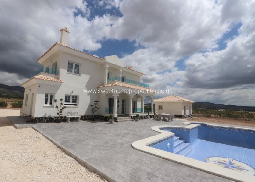 3 slaapkamer Finca/Landhuis te koop in Pinoso - € 423.000 (Ref: 9571694)