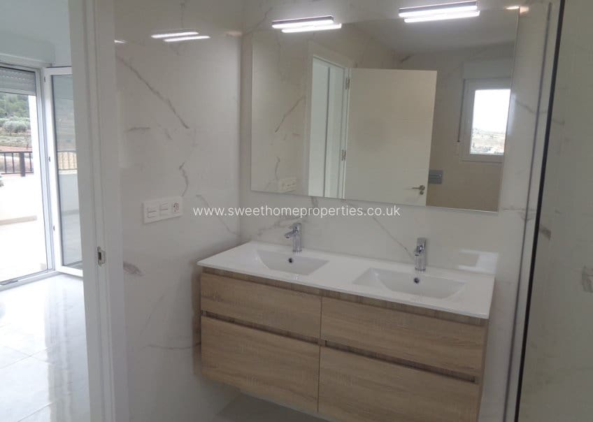 3 slaapkamer Finca/Landhuis te koop in Pinoso - € 423.000 (Ref: 9571694)