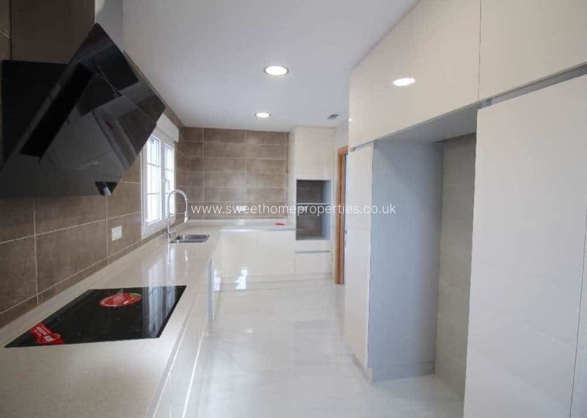 3 slaapkamer Finca/Landhuis te koop in Pinoso - € 449.000 (Ref: 9571695)