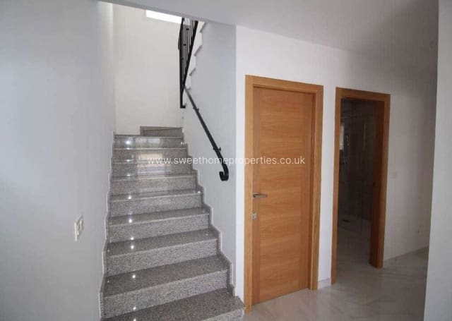 3 sypialnia Finka/Dom wiejski na sprzedaż w Pinoso - 449 000 € (Ref: 9571695)