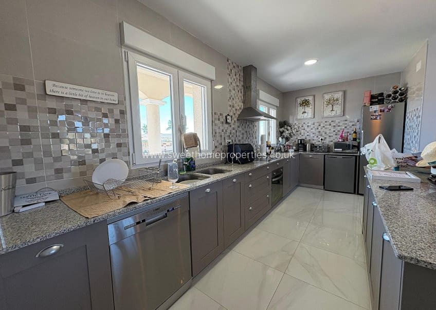 3 slaapkamer Finca/Landhuis te koop in Pinoso - € 449.000 (Ref: 9571695)