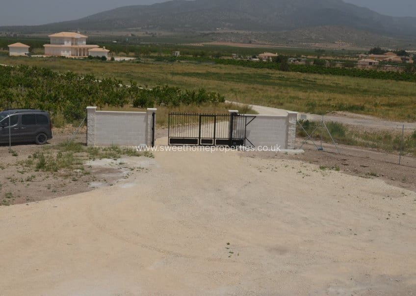 Finca/Casa Rural de 4 habitaciones en Pinoso en venta - 505.000 € (Ref: 9571696)