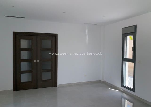 4 chambre Finca/Maison de Campagne à vendre à Pinoso - 436 000 € (Ref: 9571697)