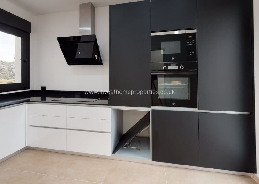 3 soverom Finca/Herregård til salgs i La Romana med svømmebasseng garasje - € 525 000 (Ref: 9571699)