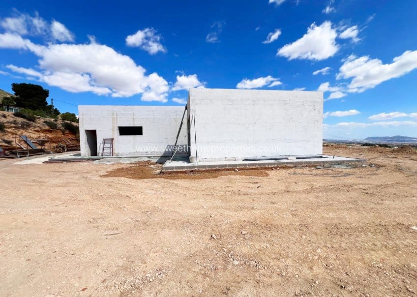 3 soverom Finca/Herregård til salgs i La Romana med svømmebasseng garasje - € 525 000 (Ref: 9571699)