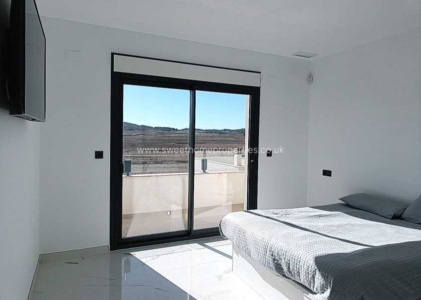 Finca/Casa Rural de 6 habitaciones en Pinoso en venta - 518.000 € (Ref: 9571700)