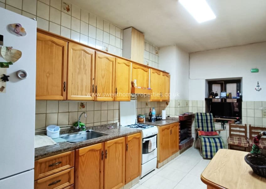 3 makuuhuone Omakotitalo myytävänä paikassa Hondon de los Frailes mukana 
autotalli - 89 950 € (Ref: 9571701)