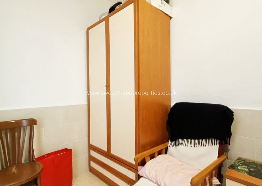 3 makuuhuone Omakotitalo myytävänä paikassa Hondon de los Frailes mukana 
autotalli - 89 950 € (Ref: 9571701)