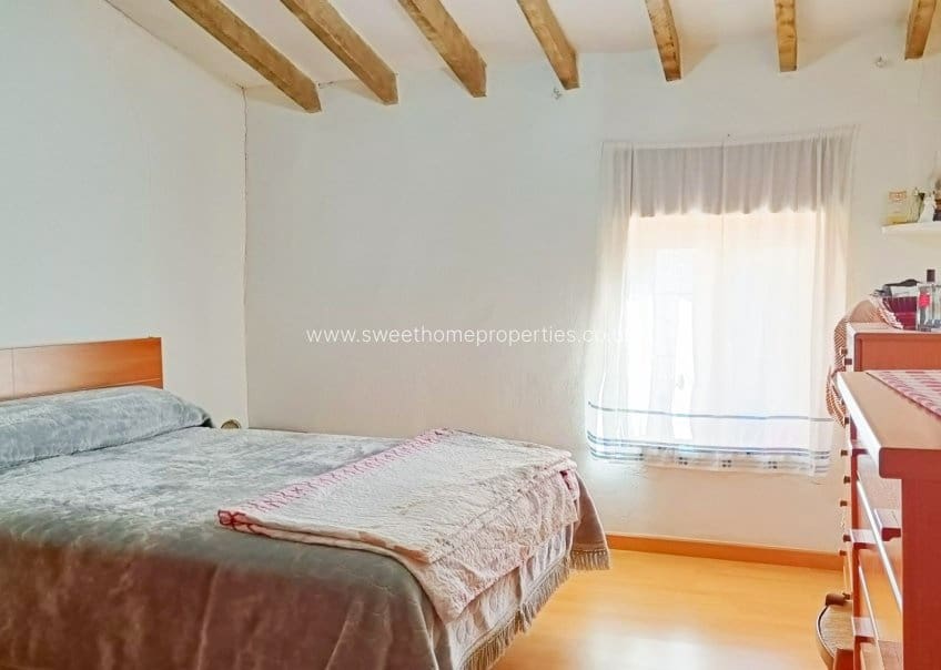 3 makuuhuone Omakotitalo myytävänä paikassa Hondon de los Frailes mukana 
autotalli - 89 950 € (Ref: 9571701)