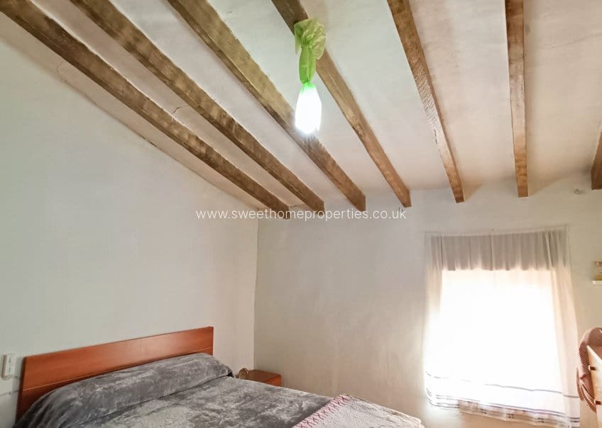 3 makuuhuone Omakotitalo myytävänä paikassa Hondon de los Frailes mukana 
autotalli - 89 950 € (Ref: 9571701)