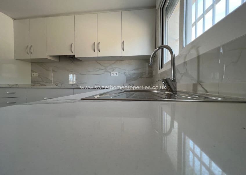 3 makuuhuone Maalaistalo myytävänä paikassa Macisvenda mukana uima-altaan 
autotalli - 300 000 € (Ref: 9571702)