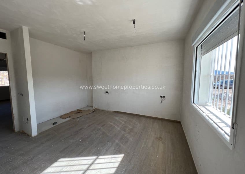 3 makuuhuone Maalaistalo myytävänä paikassa Macisvenda mukana uima-altaan 
autotalli - 300 000 € (Ref: 9571702)