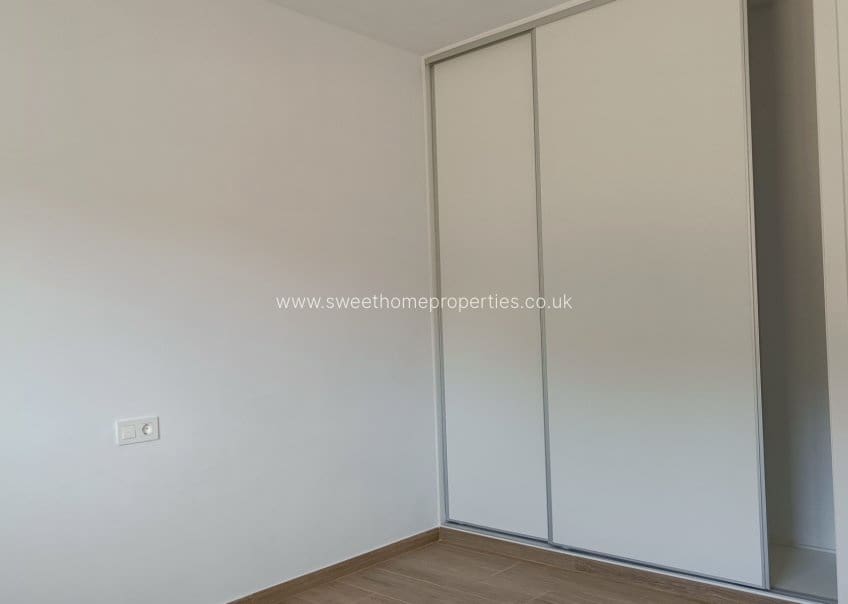 3 makuuhuone Maalaistalo myytävänä paikassa Macisvenda mukana uima-altaan 
autotalli - 300 000 € (Ref: 9571702)