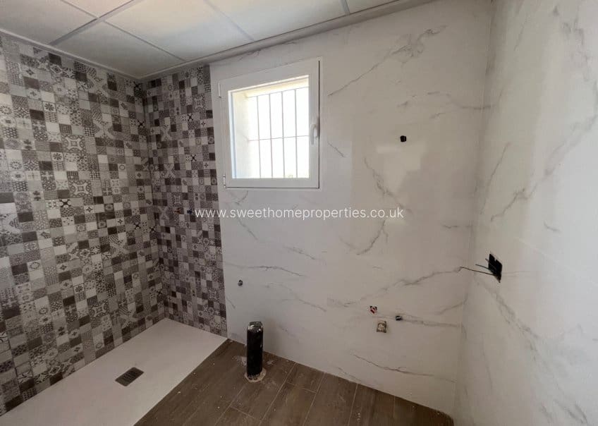 3 makuuhuone Maalaistalo myytävänä paikassa Macisvenda mukana uima-altaan 
autotalli - 300 000 € (Ref: 9571702)