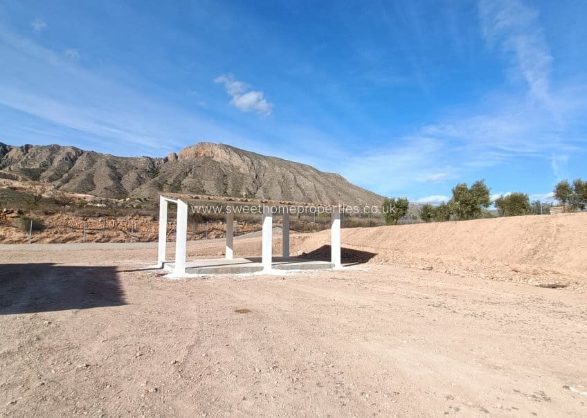 3 makuuhuone Maalaistalo myytävänä paikassa Macisvenda mukana uima-altaan 
autotalli - 300 000 € (Ref: 9571702)