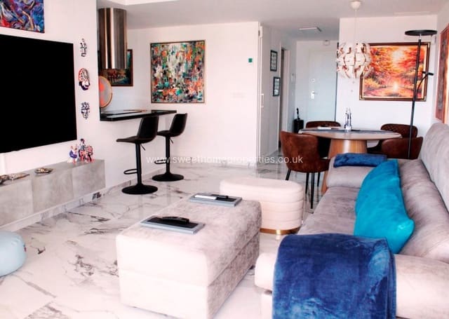 Apartamento de 2 habitaciones en Villamartin, Orihuela en venta con piscina garaje - 326.990 € (Ref: 9571705)