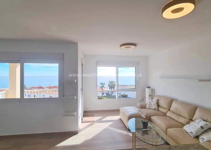 1 bedroom Apartment for sale in Playa Flamenca with pool - € 269,500 (Ref: 9571706)