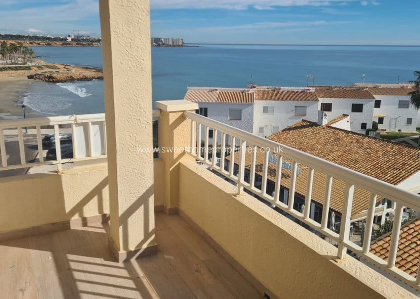 1 bedroom Apartment for sale in Playa Flamenca with pool - € 269,500 (Ref: 9571706)