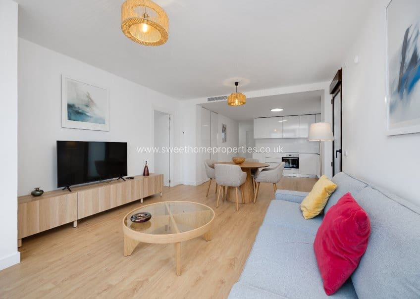 2 slaapkamer Penthouse te koop in Villamartin met zwembad garage - € 339.900 (Ref: 9571707)