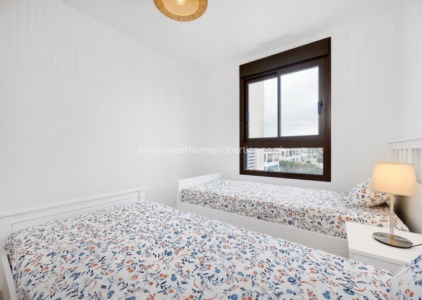 2 slaapkamer Penthouse te koop in Villamartin met zwembad garage - € 339.900 (Ref: 9571707)