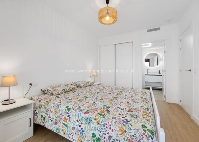 2 sovrum Takvåning till salu i Villamartin, Orihuela med pool garage - 325 000 € (Ref: 9571707)