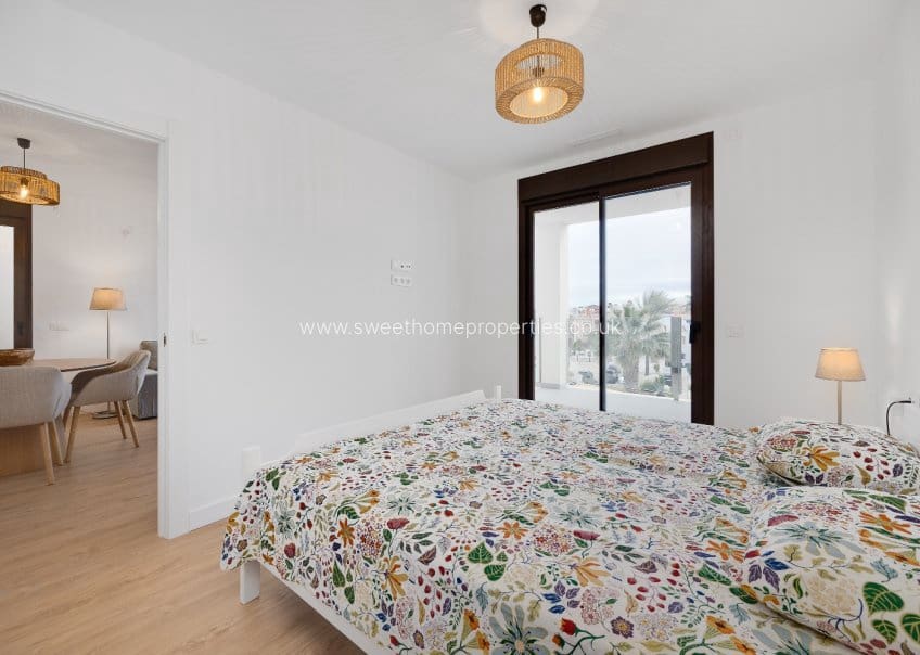 2 slaapkamer Penthouse te koop in Villamartin met zwembad garage - € 339.900 (Ref: 9571707)