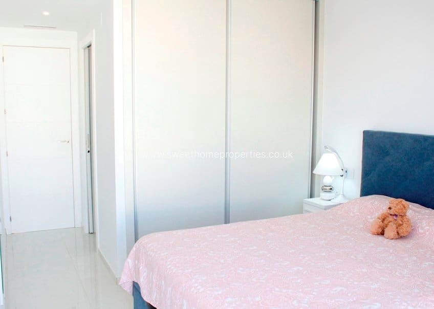 3 makuuhuone Huvila myytävänä paikassa San Miguel de Salinas mukana uima-altaan 
autotalli - 429 000 € (Ref: 9571709)