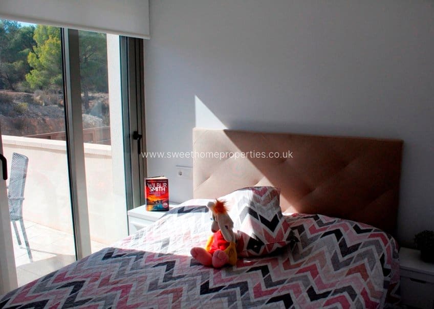 3 makuuhuone Huvila myytävänä paikassa San Miguel de Salinas mukana uima-altaan 
autotalli - 429 000 € (Ref: 9571709)