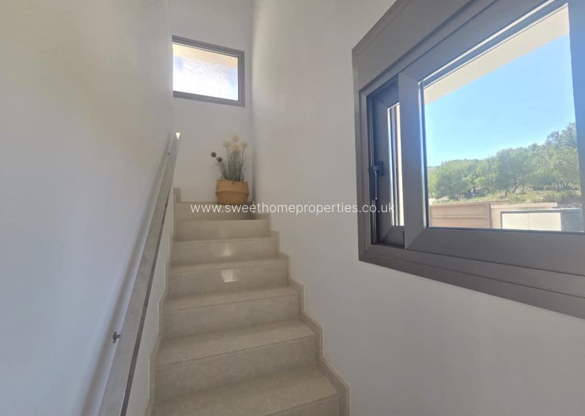 Chalet de 3 habitaciones en San Miguel de Salinas en venta con piscina garaje - 429.000 € (Ref: 9571709)