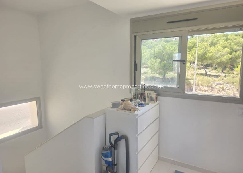 Chalet de 3 habitaciones en San Miguel de Salinas en venta con piscina garaje - 429.000 € (Ref: 9571709)