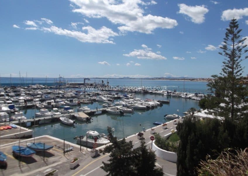 4 sypialnia Dom na sprzedaż w Torre de la Horadada z garażem - 272 000 € (Ref: 9571710)