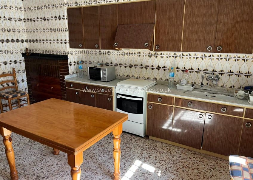 4 makuuhuone Luolatalo myytävänä paikassa Hondon de las Nieves - 126 000 € (Ref: 9571721)