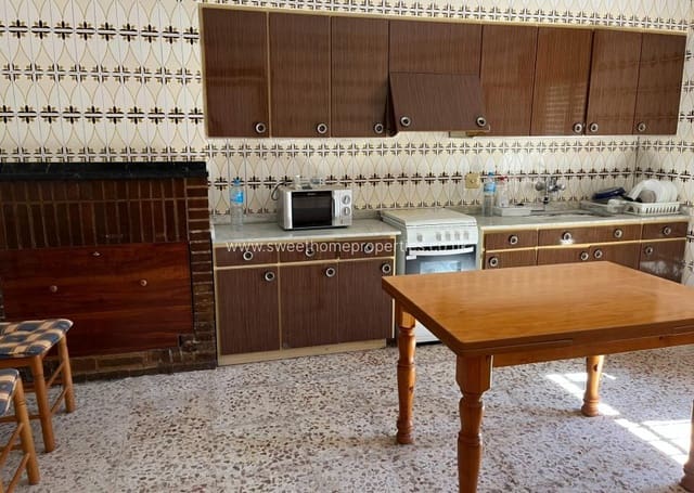 4 makuuhuone Luolatalo myytävänä paikassa Hondón de las Nieves - 126 000 € (Ref: 9571721)