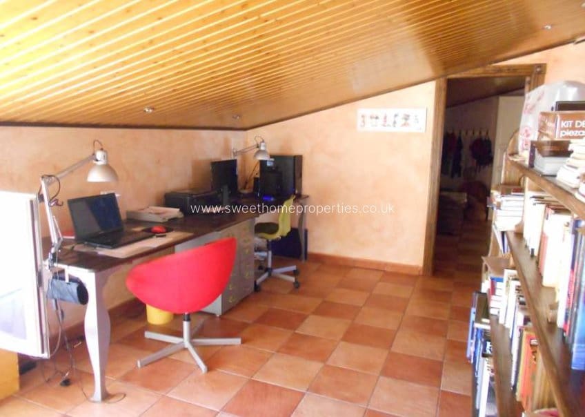 Finca/Casa Rural de 8 habitaciones en La Romana en venta con piscina garaje - 800.000 € (Ref: 9571724)