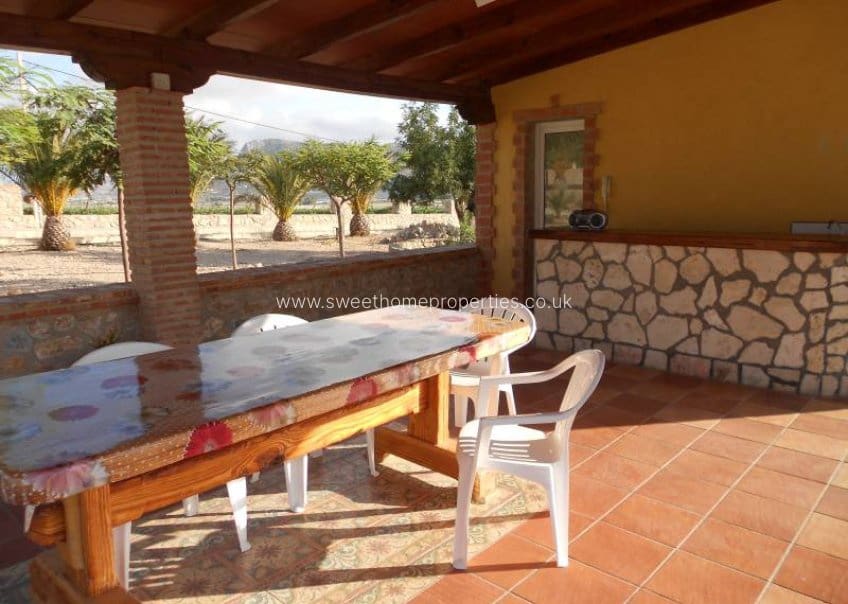 Finca/Casa Rural de 8 habitaciones en La Romana en venta con piscina garaje - 800.000 € (Ref: 9571724)