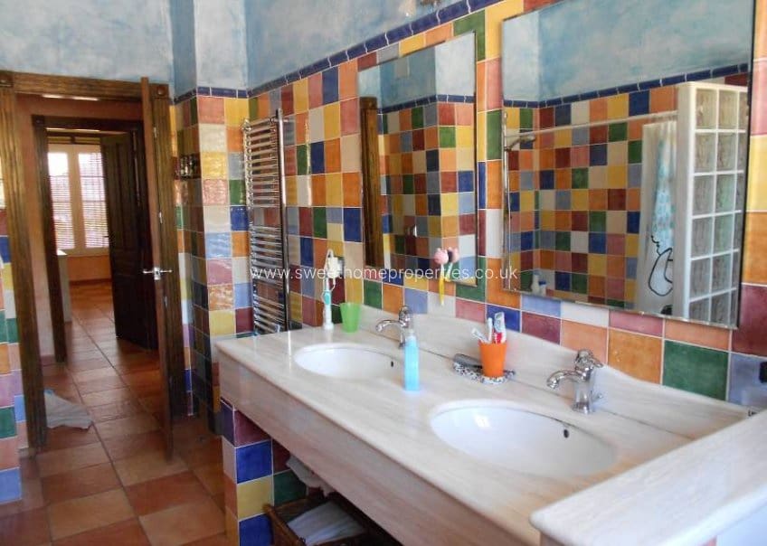 Finca/Casa Rural de 8 habitaciones en La Romana en venta con piscina garaje - 800.000 € (Ref: 9571724)