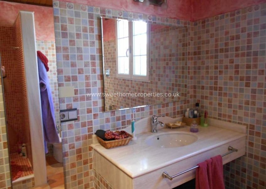 Finca/Casa Rural de 8 habitaciones en La Romana en venta con piscina garaje - 800.000 € (Ref: 9571724)