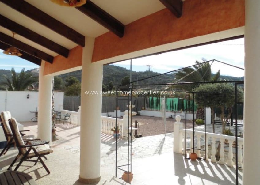 3 sovrum Finca/Hus på landet till salu i Canada de la Lena med pool garage - 170 000 € (Ref: 9571726)